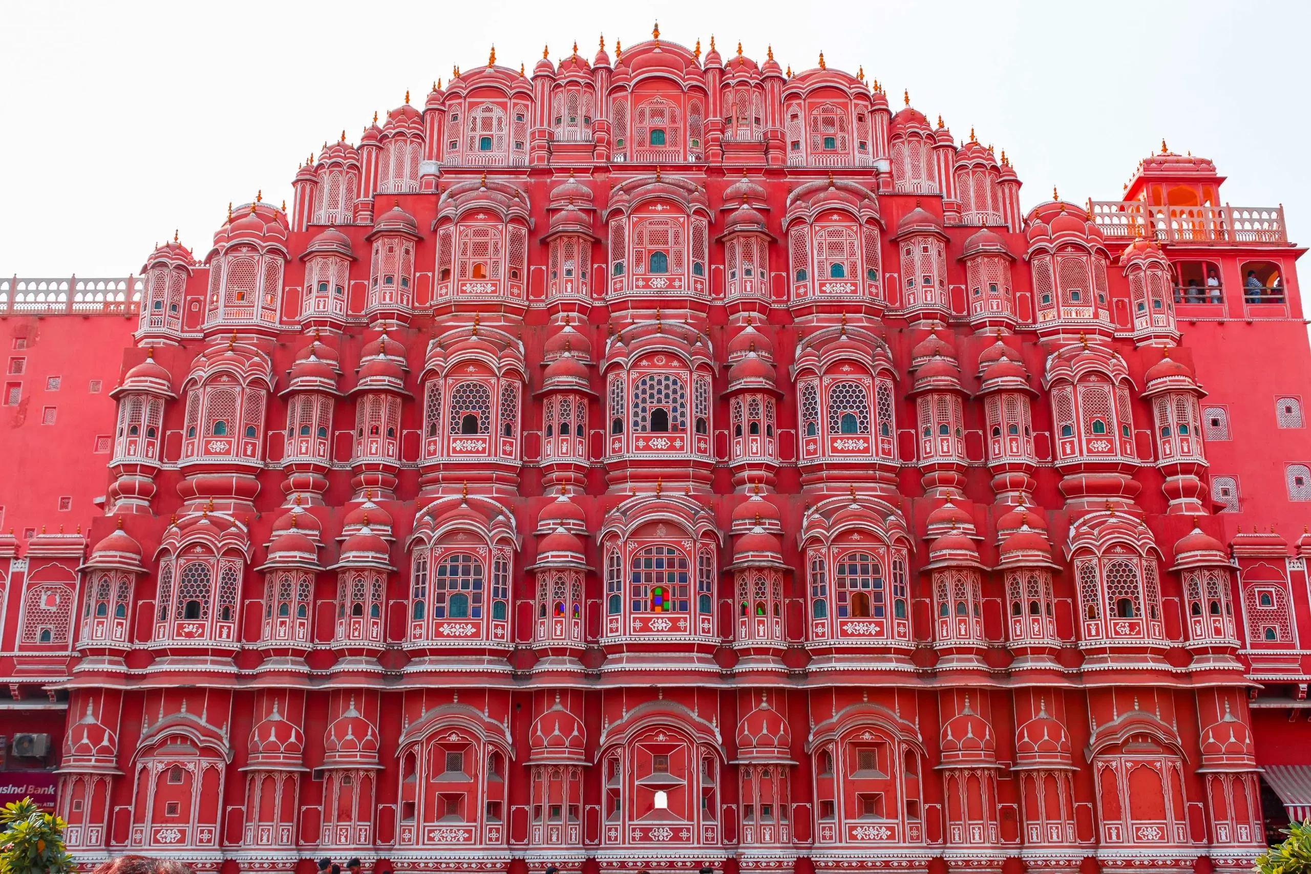 Hawa-Mahal-Pink-City-1-scaled (1)